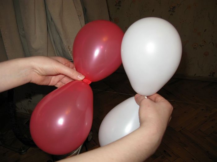 Как сделать гирлянду из воздушных шаров