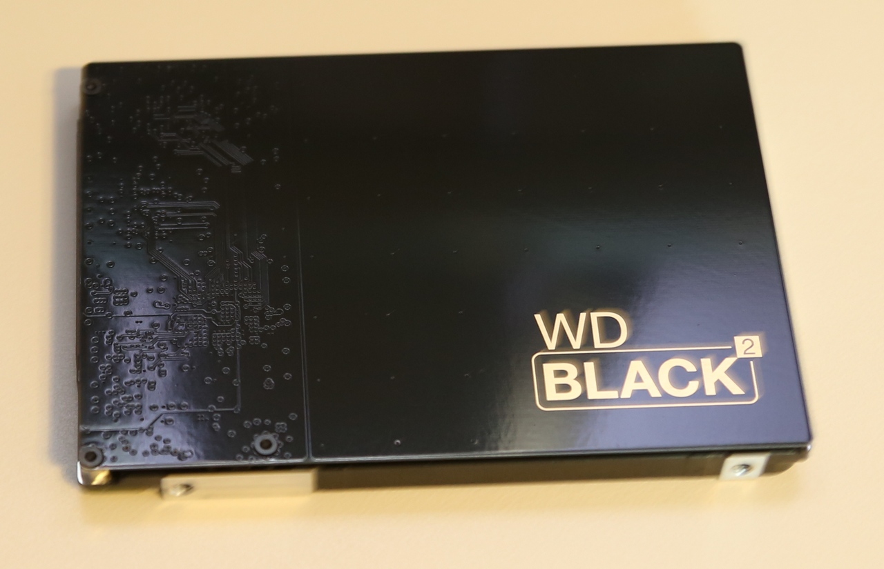 Western digital black2 dual drive